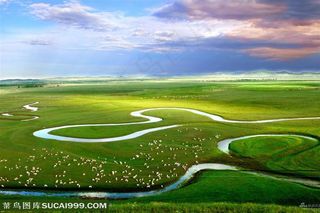 天空下的蒙古草原全景图片素材