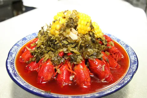 酸菜小龙虾 酸菜小龙虾