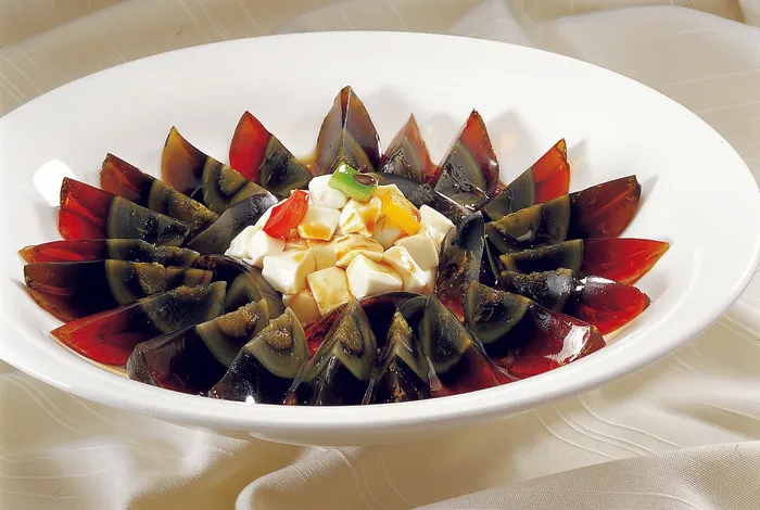0806L-107 皮蛋拌豆腐
