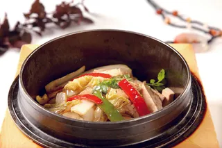 干锅美食焖锅湘菜麻辣香辣纸锅干锅豆腐白菜