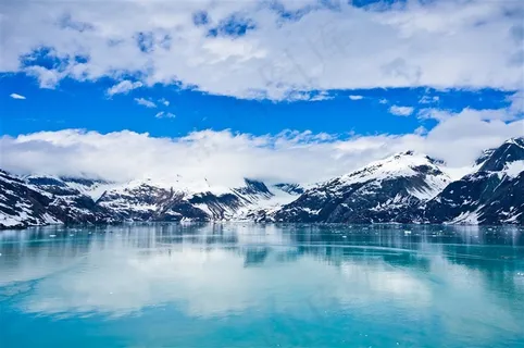 蔚蓝洁净的冰川山水风景图片 蔚蓝洁净的冰川山水风景图片