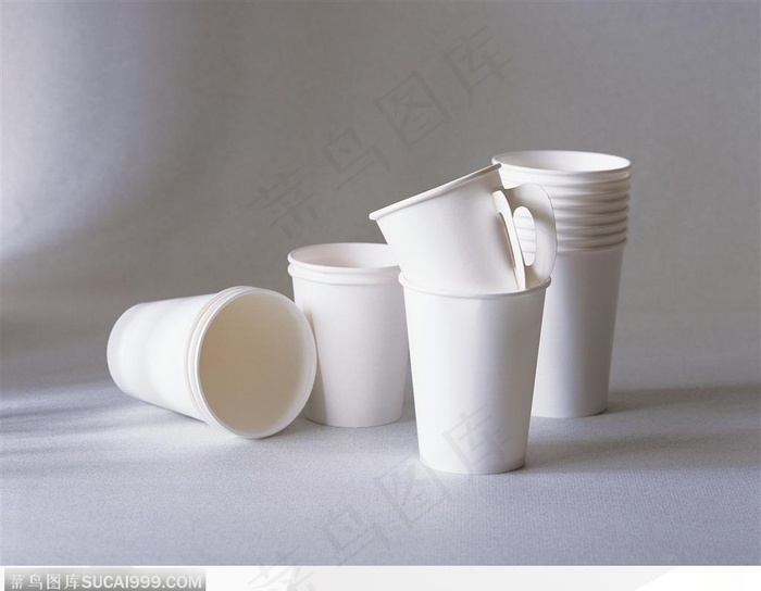 咖啡物语-简洁的白色咖啡杯