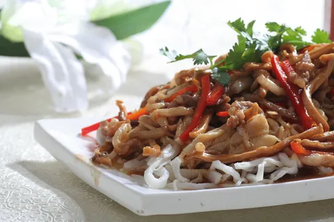 鱿鱼介面脆笋丝