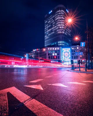 城市霓虹灯夜景图片