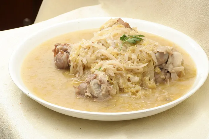 骨棒炖酸菜23 (1)