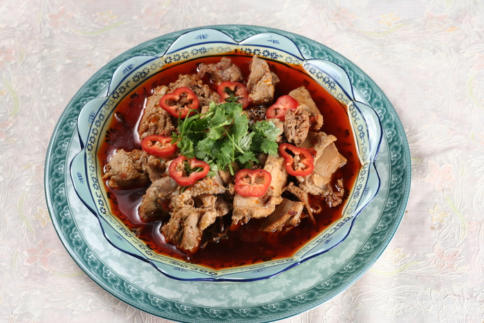 茶树菇炖土鸡