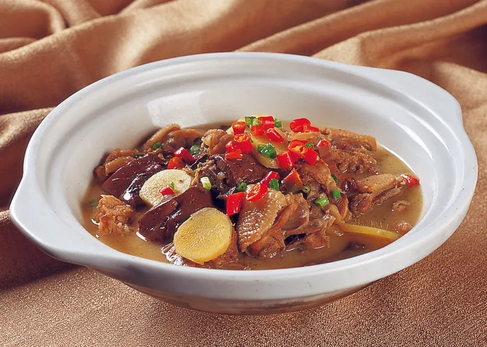 1009XC-0006茶油煨土鸡