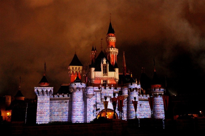 盐雾中的睡美人城堡