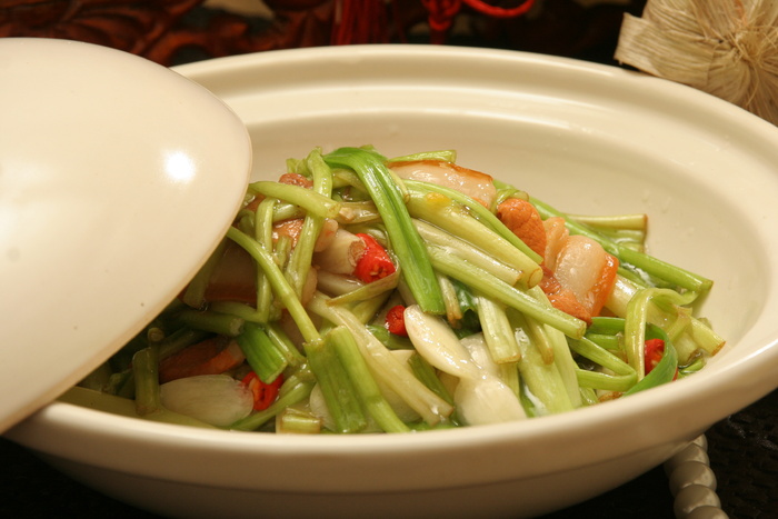 砂锅水芹菜 (1)