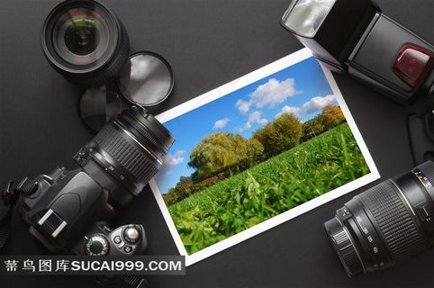 摄影器材和风景照片