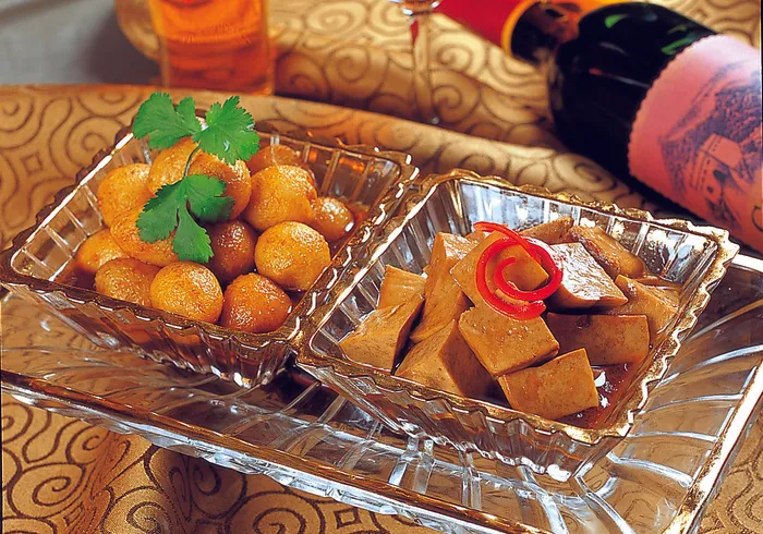 96LC-165卤味虎皮蛋拼香干