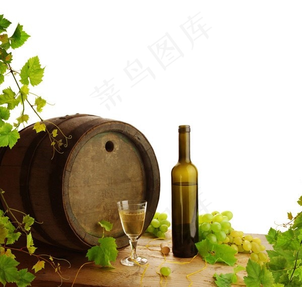橡木桶与酒瓶