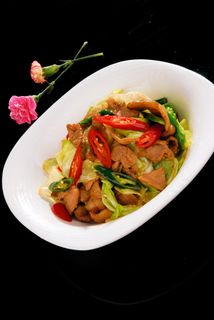 包菜小炒肉  26元