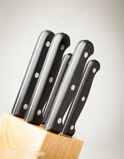 放置厨房刀具高清图片