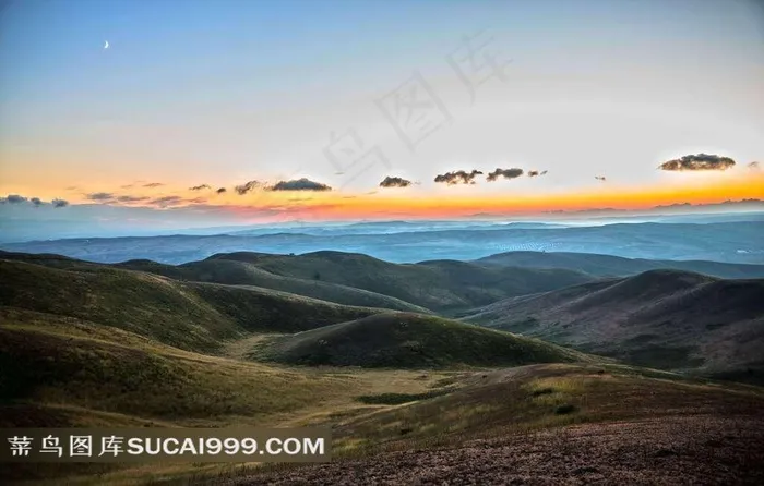 新疆伊犁托乎拉苏大山晚霞风景