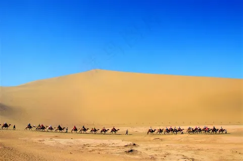 沙漠里的骆驼商人