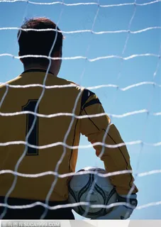 比赛运动-站在门口的运动员