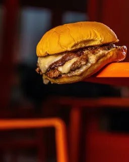 黄色美味汉堡摄影素材 黄色美味汉堡摄影素材