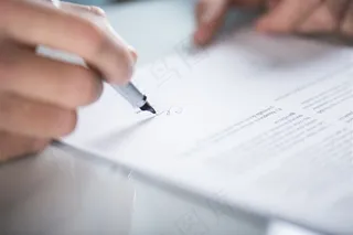 钢笔的特写图片