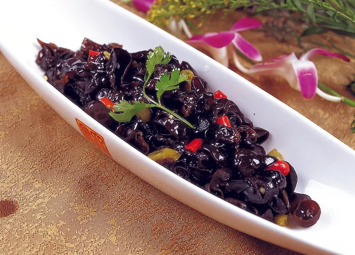 1009LC-0442泡椒野木耳