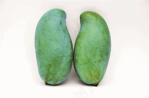 两个桂七芒果 两个桂七芒果