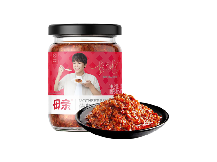 彭昱畅定制母亲佐餐牛肉酱超市商品白底图免抠实物摄影png格式图片透明底