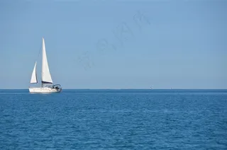 一望无际的海洋图片