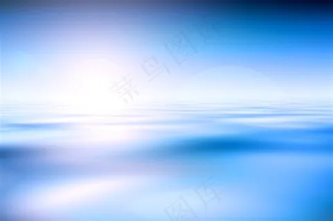 阳光笼罩的海面和蓝天高清图片 阳光笼罩的海面和蓝天高清图片