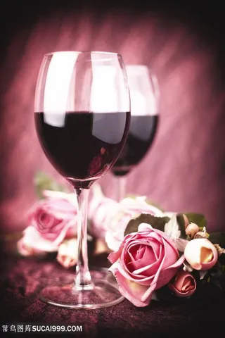 玻璃杯葡萄酒高清图片