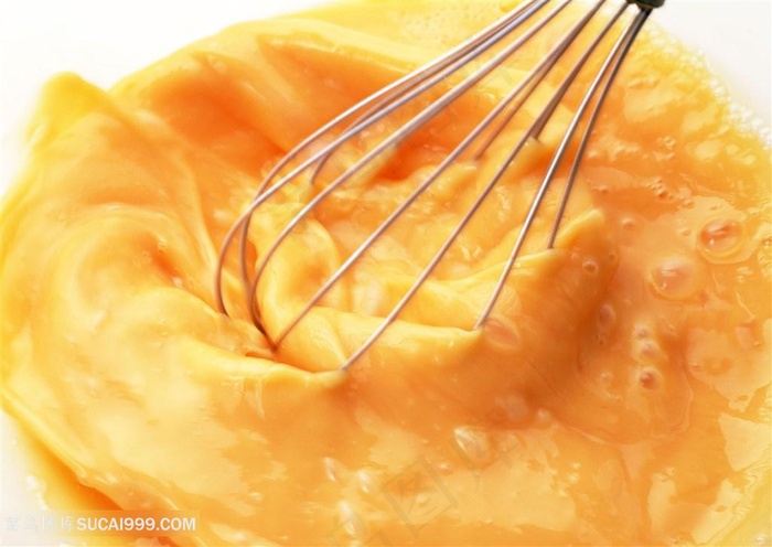 搅拌鸡蛋高清图