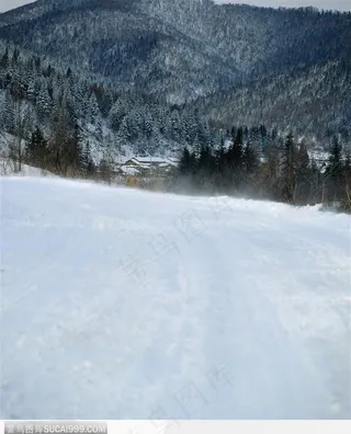 冬日美景-美丽的村庄雪景