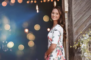 少妇户外实拍图片欣赏