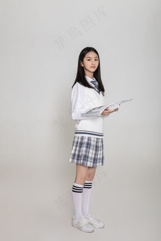 清新唯美可爱的女孩摄影图片