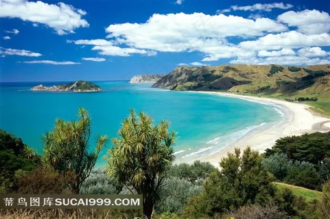 海边风光和蓝天白云素材图片