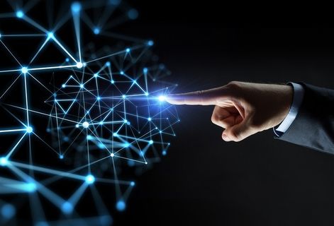 点击点状连线几何结构的商务人士高清图片