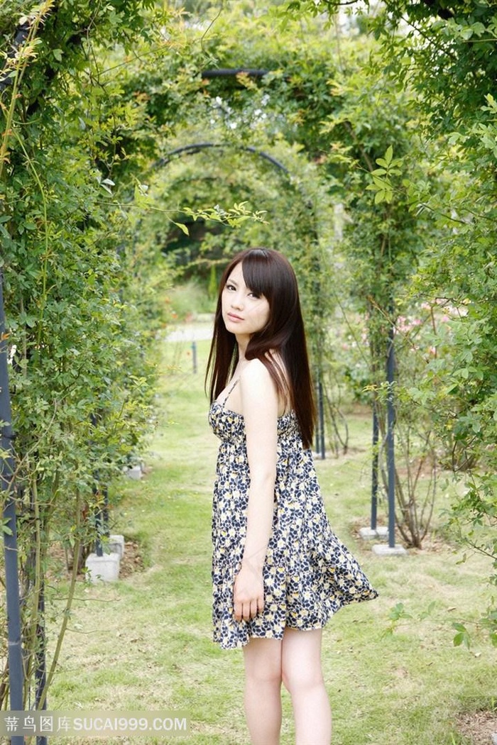穿超短裙日本空姐美女写真摄影图片