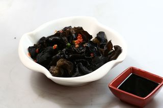 40鲜芥木耳-乡村小镇