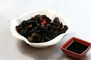 40鲜芥木耳-乡村小镇