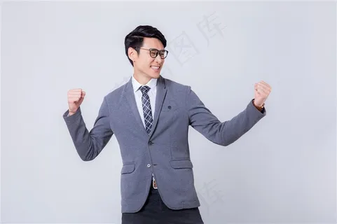 给自己打气的商务男士 给自己打气的商务男士
