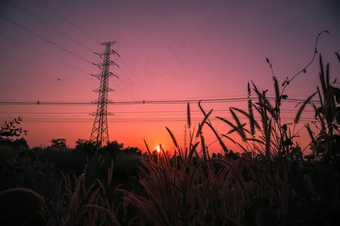 黄昏电线杆景观图片