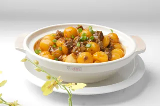 筋头巴脑焖土豆