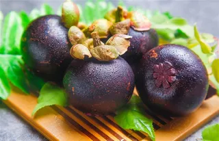 新鲜热带水果山竹图片