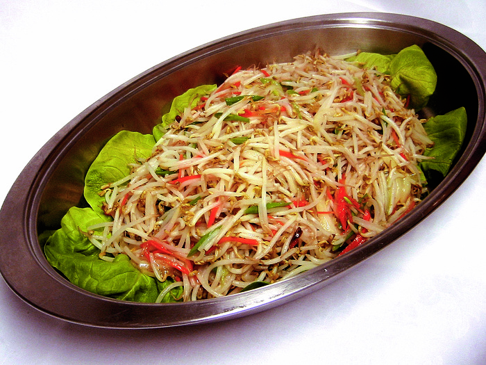 3自助餐清炒豆芽