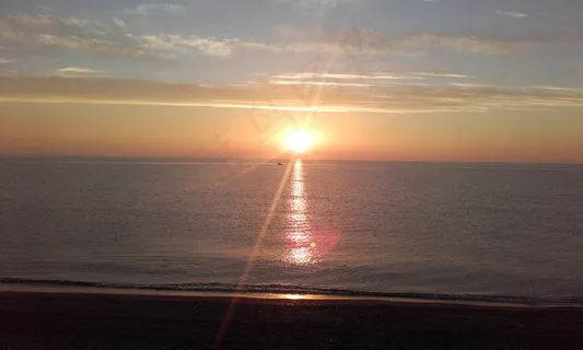 海上美丽日出摄影图片 海上美丽日出摄影图片