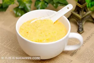 黄色玉米粥图片