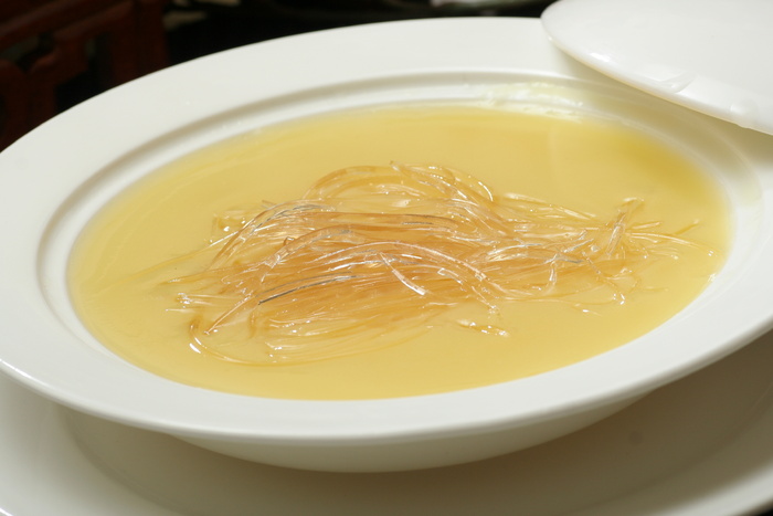 金钩翅捞饭位加小碗米饭