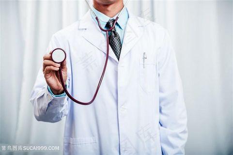 拿听症器的医生人物高清图片