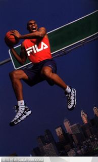 篮球运动-跳跃的篮球运动员