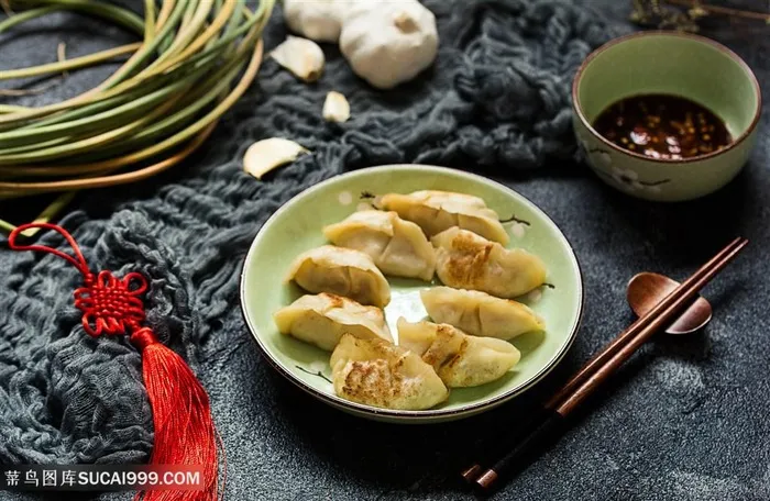 中国风饺子中国筷子结