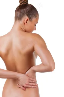 后腰疼的女性高清图片